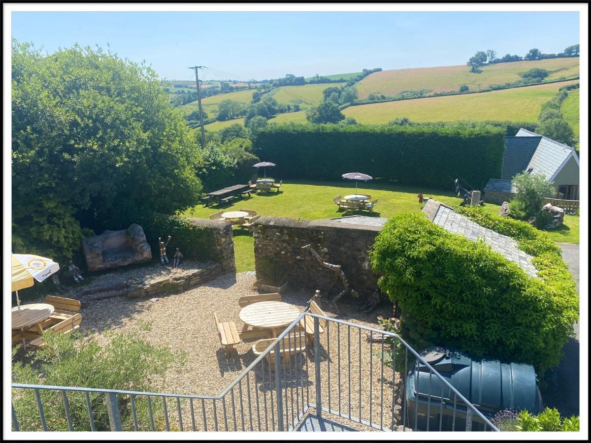 The Poltimore Inn North Molton 外观 照片