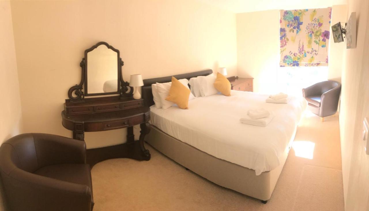 The Poltimore Inn North Molton 外观 照片