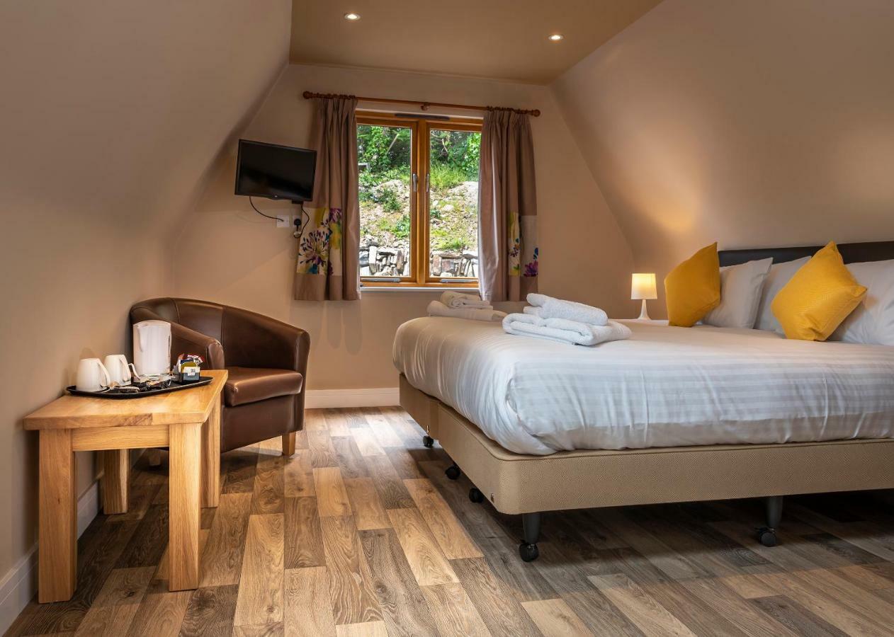 The Poltimore Inn North Molton 外观 照片
